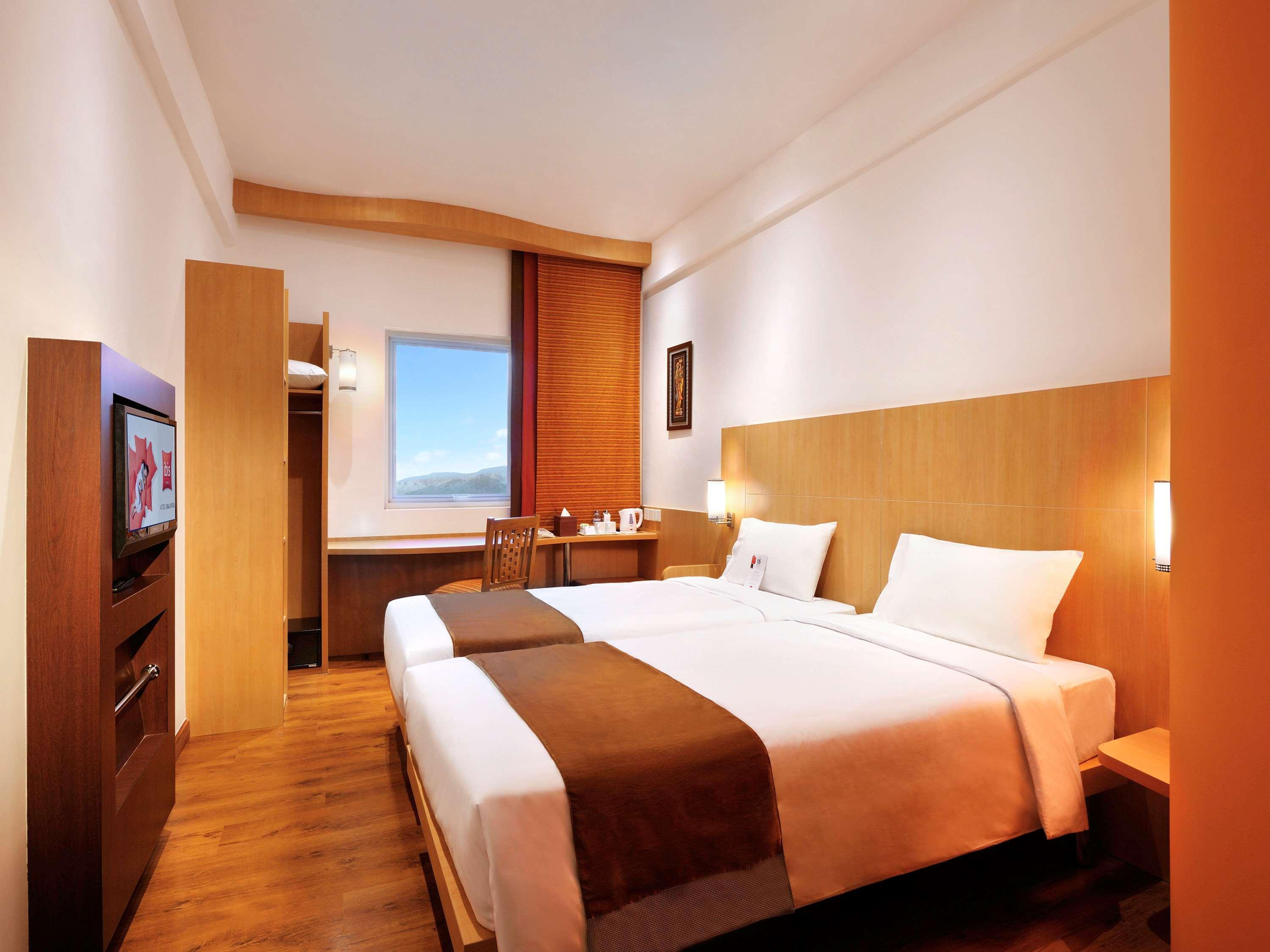 Hotel Ibis Bali Kuta Kuta Lombok Esterno foto