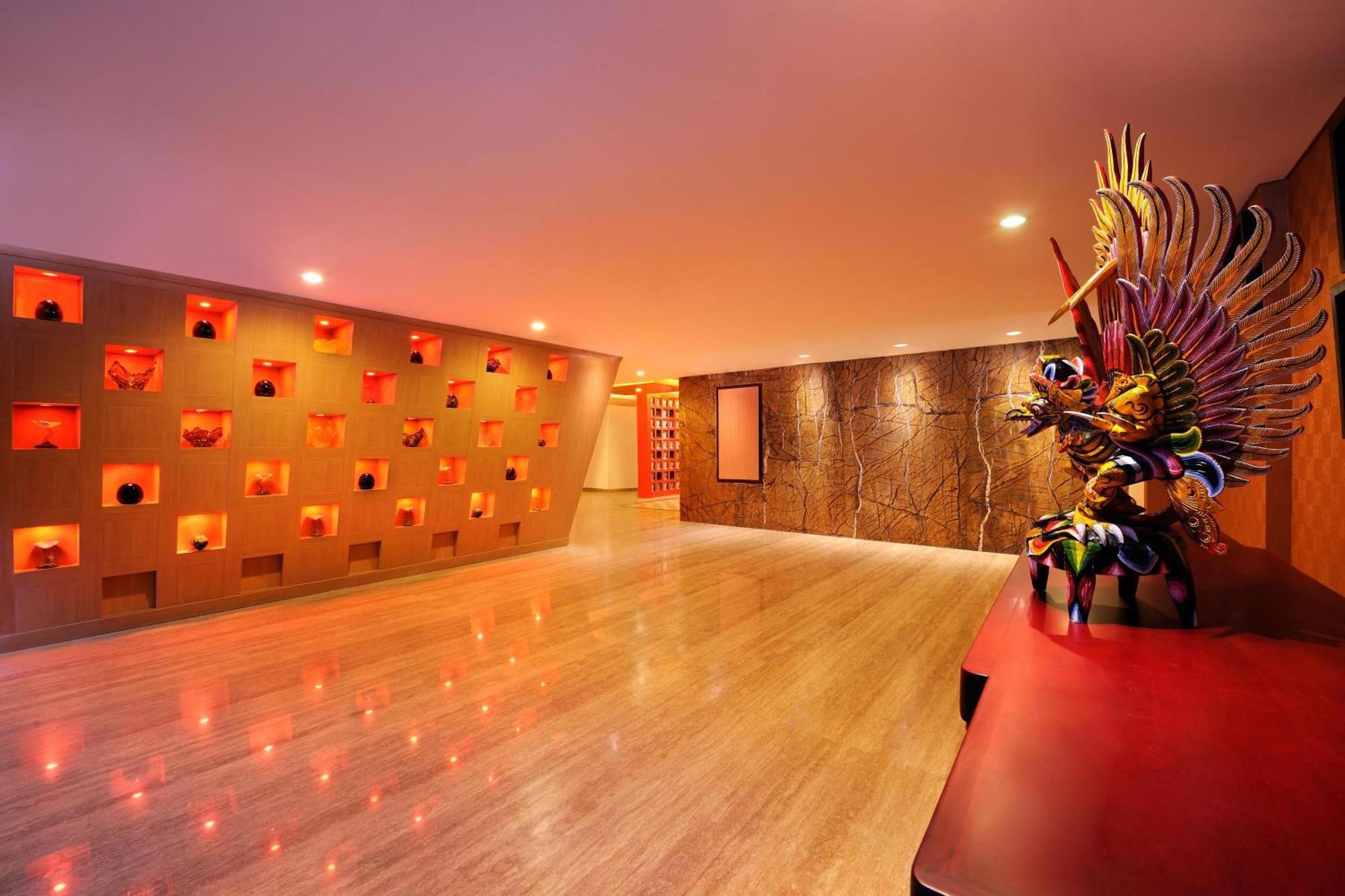 Hotel Ibis Bali Kuta Kuta Lombok Esterno foto