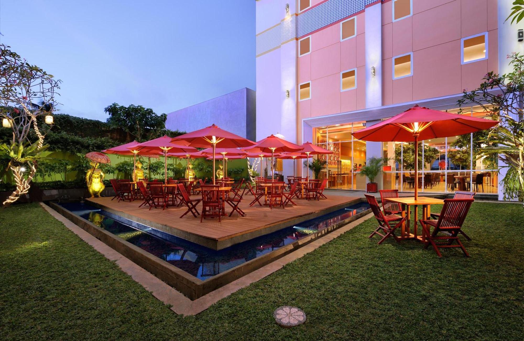 Hotel Ibis Bali Kuta Kuta Lombok Esterno foto